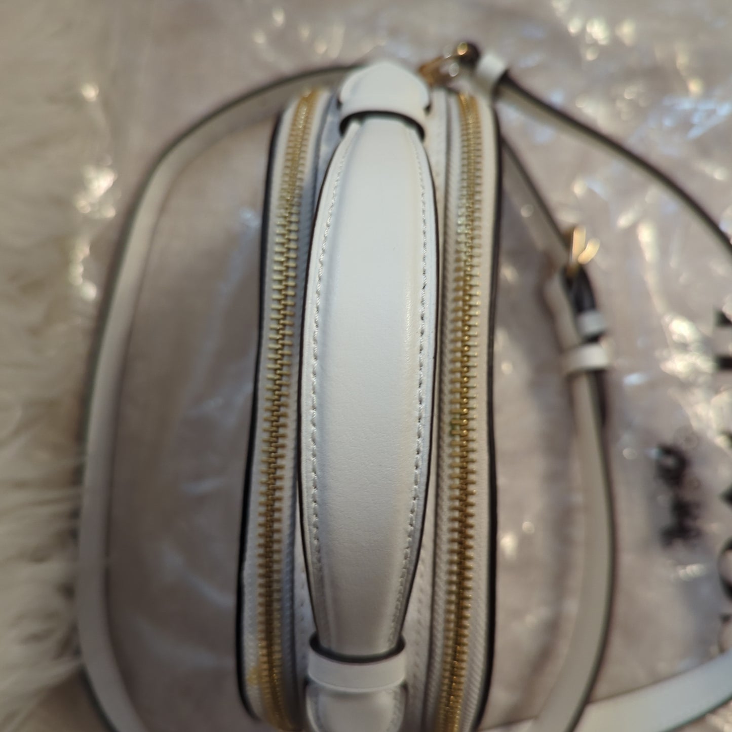 Coach Signature Serena crossbody satchel 2way bag in chalk/glacier whiteShop the iconic Coach Serena in chalk & glacier white. Features gold hardware & two compartments for style and function.$269.00Boston304