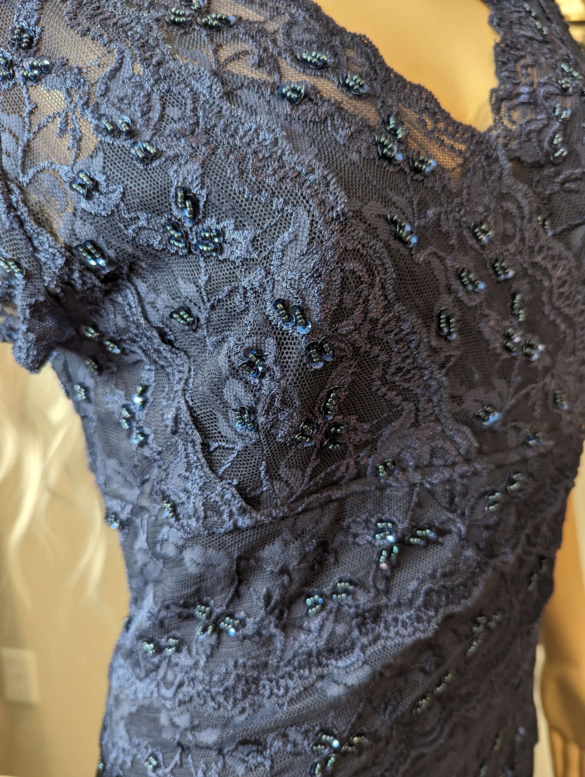 Cache layered lace & sequin dressElegant pre-owned Cache lace dress with sequins, size 12. Navy, with stretch, sheer neckline. Perfect fit & condition. Buy today!$49.00Boston304