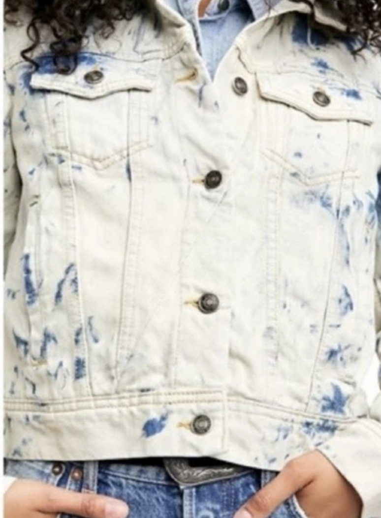 Free People Jones Tie Dye Jean Jacket, Women's size MediumShop the one-of-a-kind Free People Jones Tie Dye Jean Jacket in size Medium. Each jacket is a unique fashion statement. Buy now!$68.00Boston304