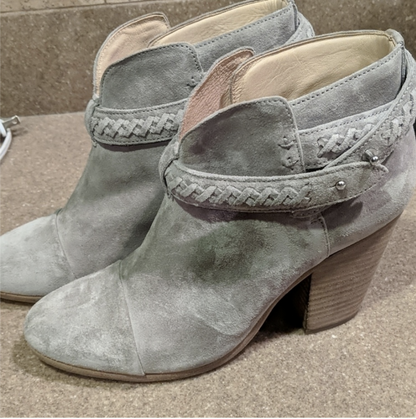 Rag & Bone Suede BootiesShop Rag & Bone suede booties in light gray, size 8 (38.5). Perfect blend of comfort & style for versatile women's fashion.$399.00Boston304