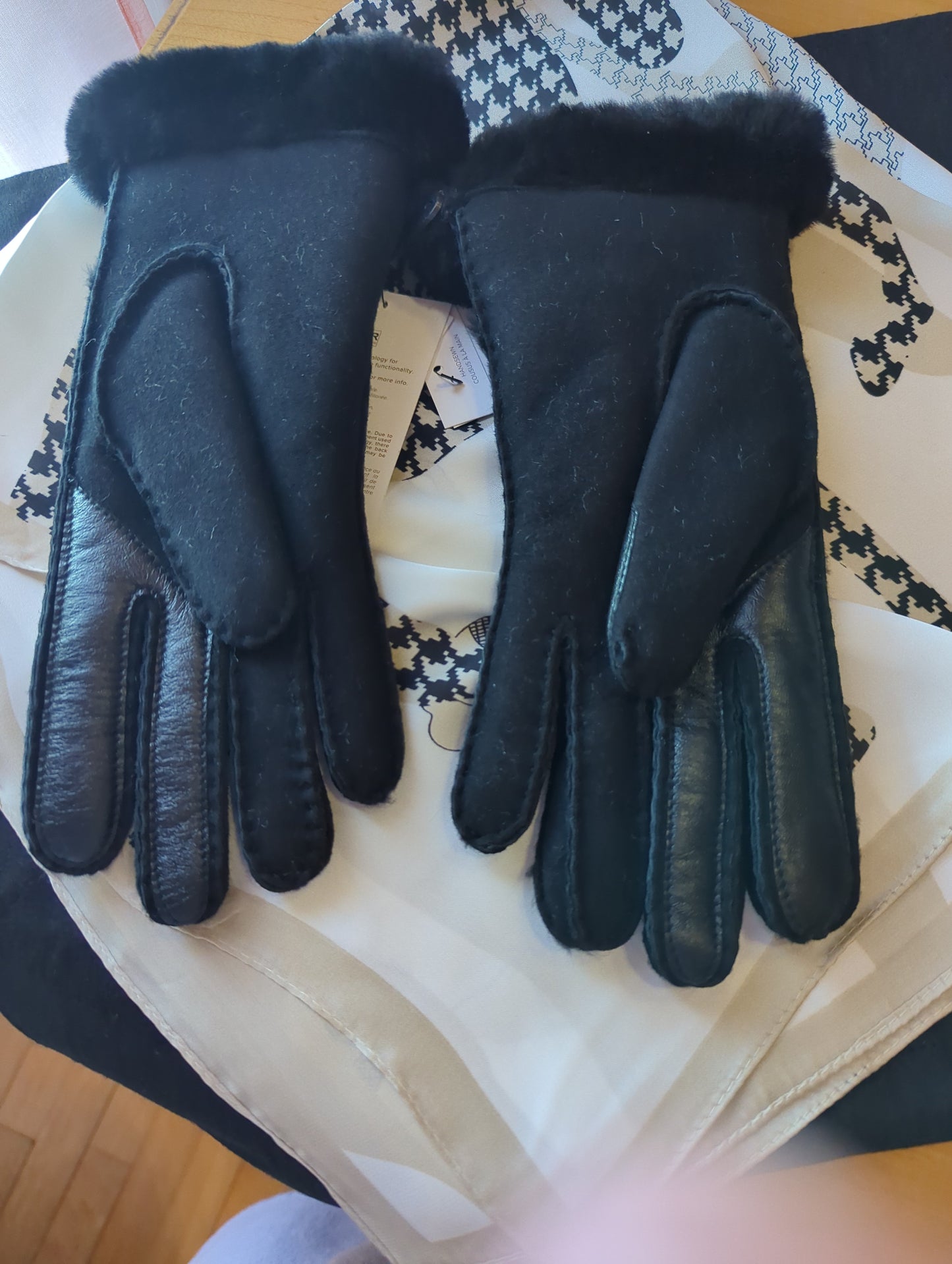 UGG Sheepskin Gloves