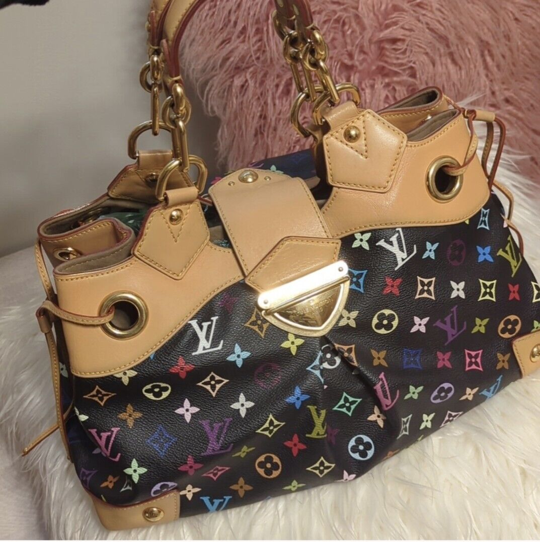 Louis Vuitton Murakami Ursula Black/Multicolor Monogram CanvasElevate your style with the Louis Vuitton Murakami Ursula handbag. A luxury black/multicolor monogram canvas accessory.$3900.00Boston304