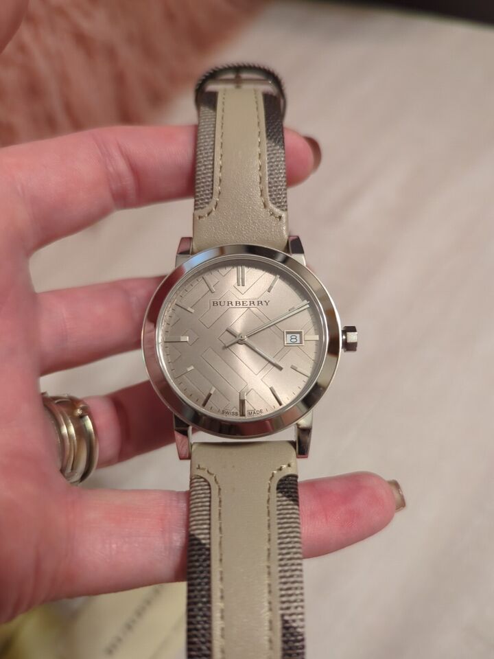 Burberry watch water resistant on sale